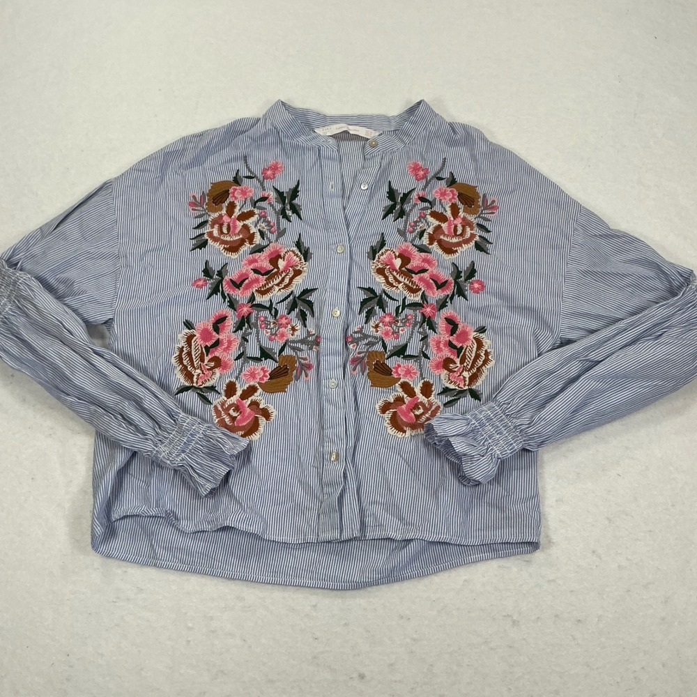 Zara Trafaluc Blue White Striped Floral Embroidered Button Up Shirt XS 0752108